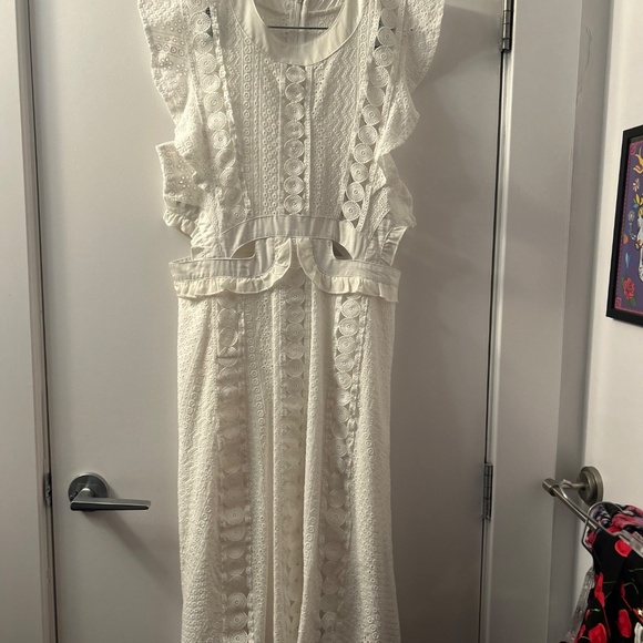 Dress - Picture 5 of 10